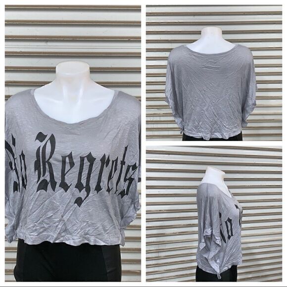 United Rockers Tops - 🛍️United Rocket at waist top No Regrets graphic